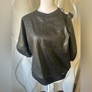 BRAND NEW DKNY top